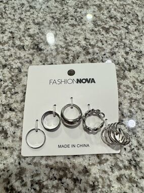 Fashion Nova Silver Mixed Ring Set - 5 Pack